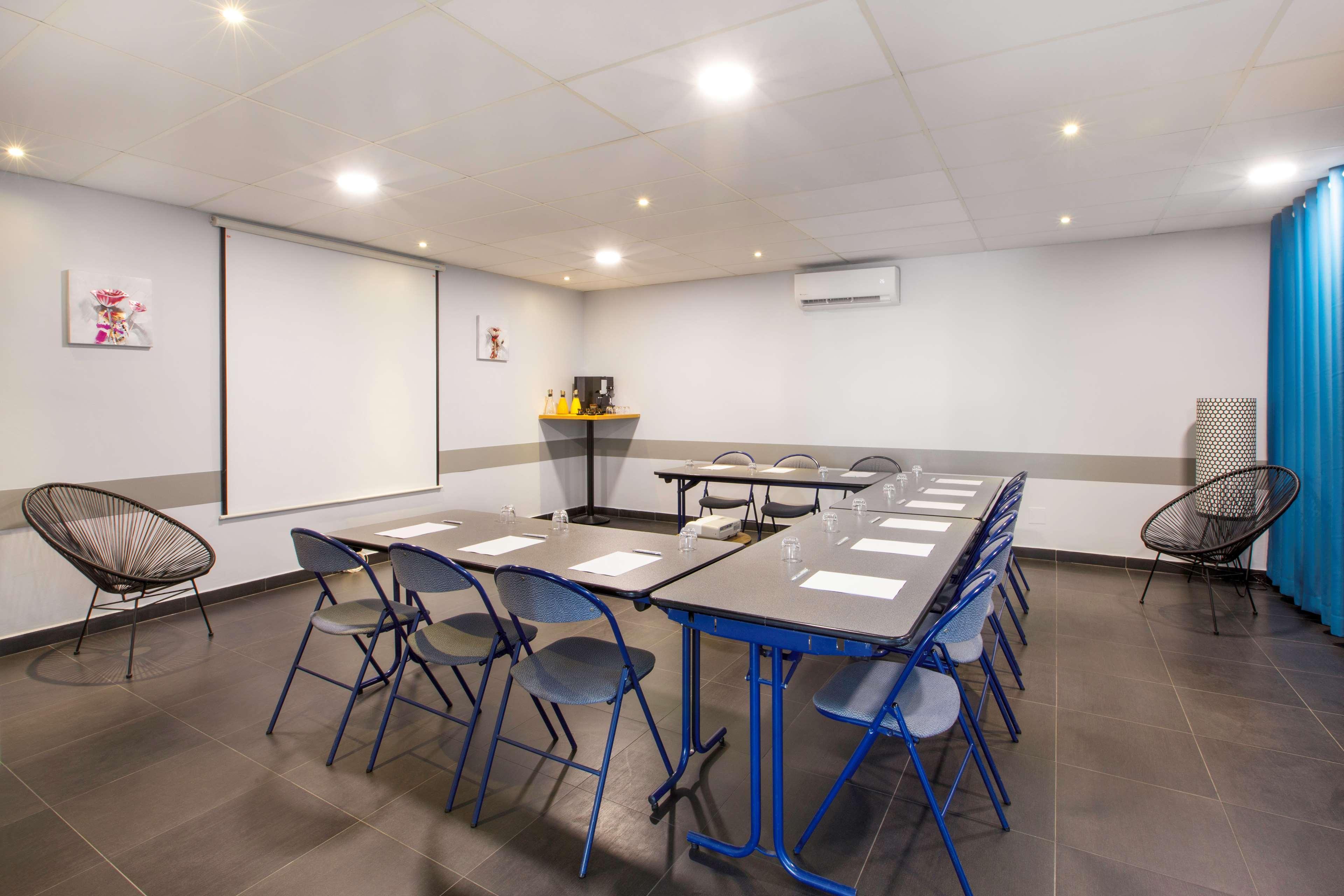 Best Western Plus Goliad Inn & Suites Εξωτερικό φωτογραφία