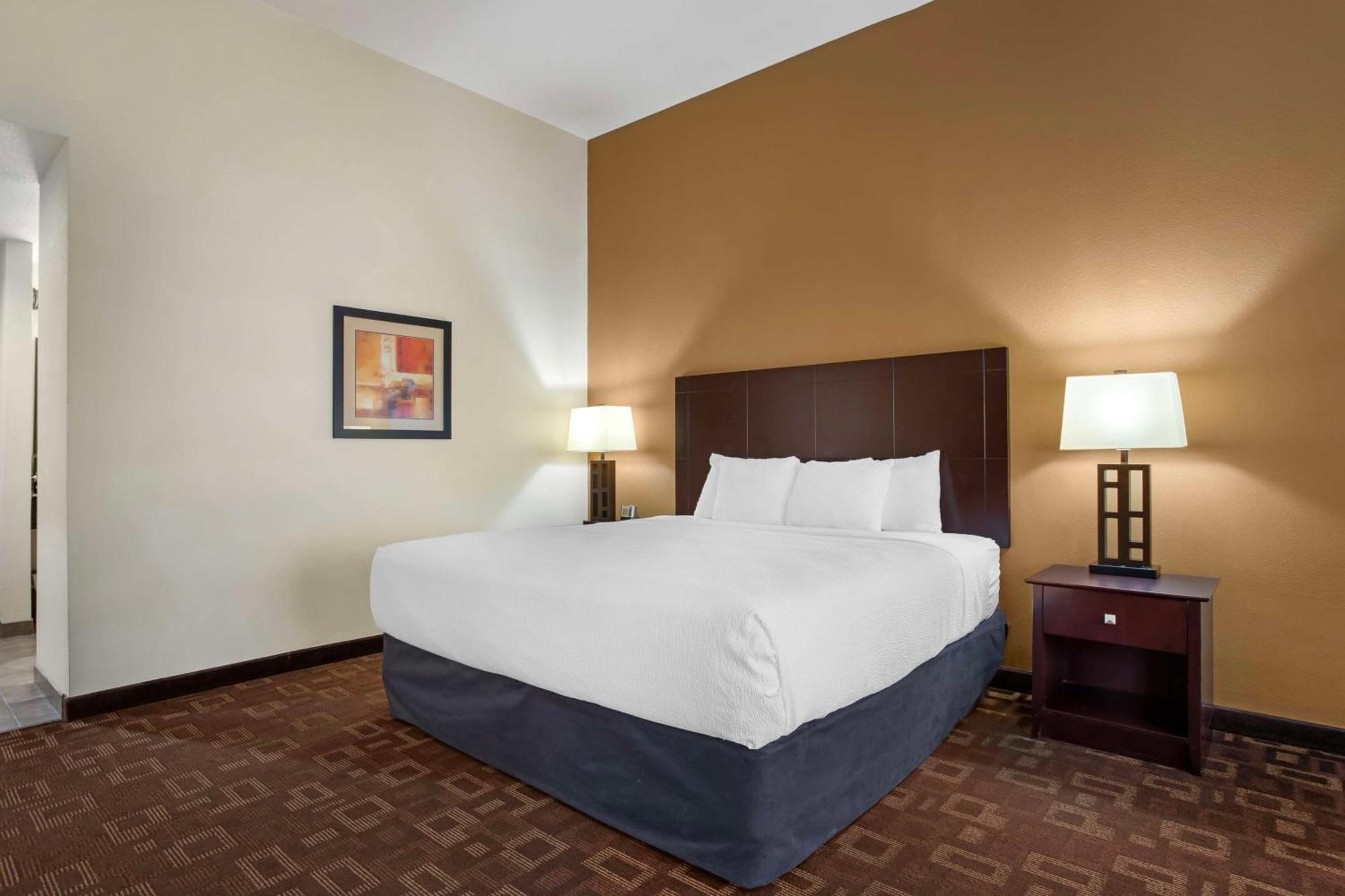 Best Western Plus Goliad Inn & Suites Εξωτερικό φωτογραφία