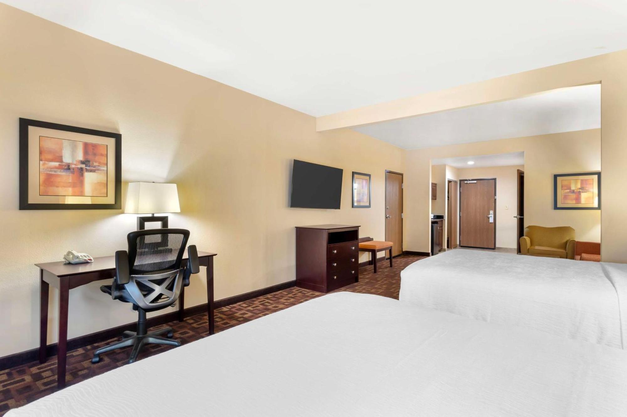 Best Western Plus Goliad Inn & Suites Εξωτερικό φωτογραφία