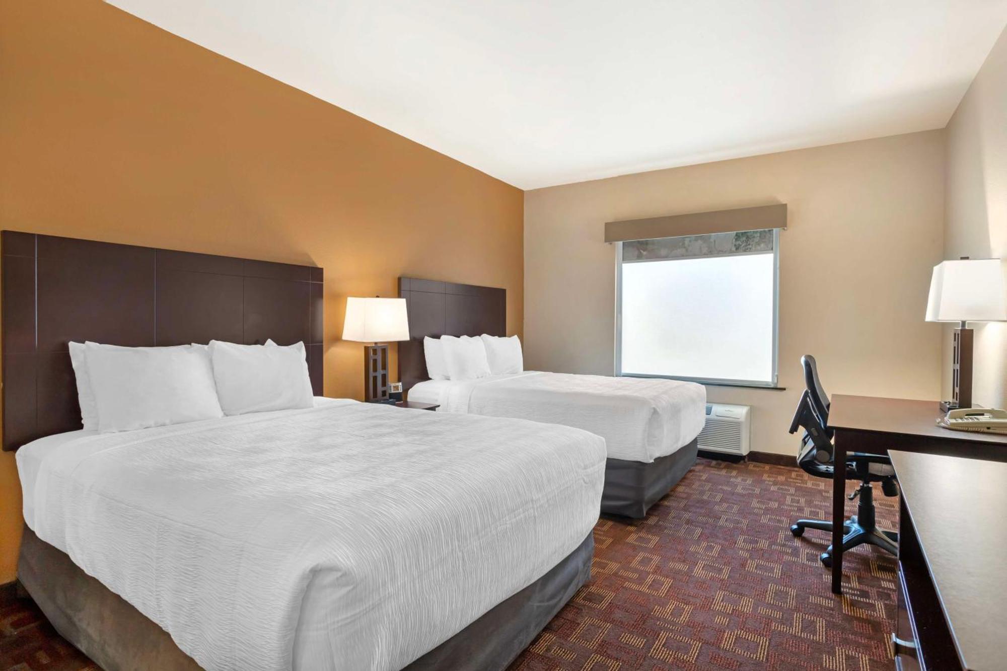 Best Western Plus Goliad Inn & Suites Εξωτερικό φωτογραφία