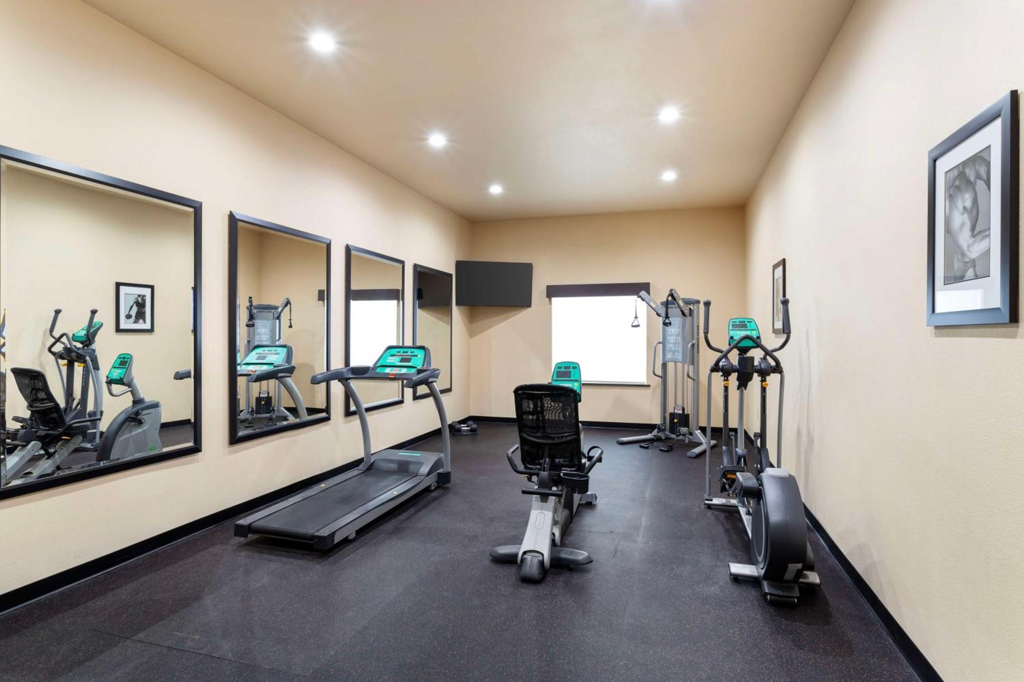 Best Western Plus Goliad Inn & Suites Εξωτερικό φωτογραφία